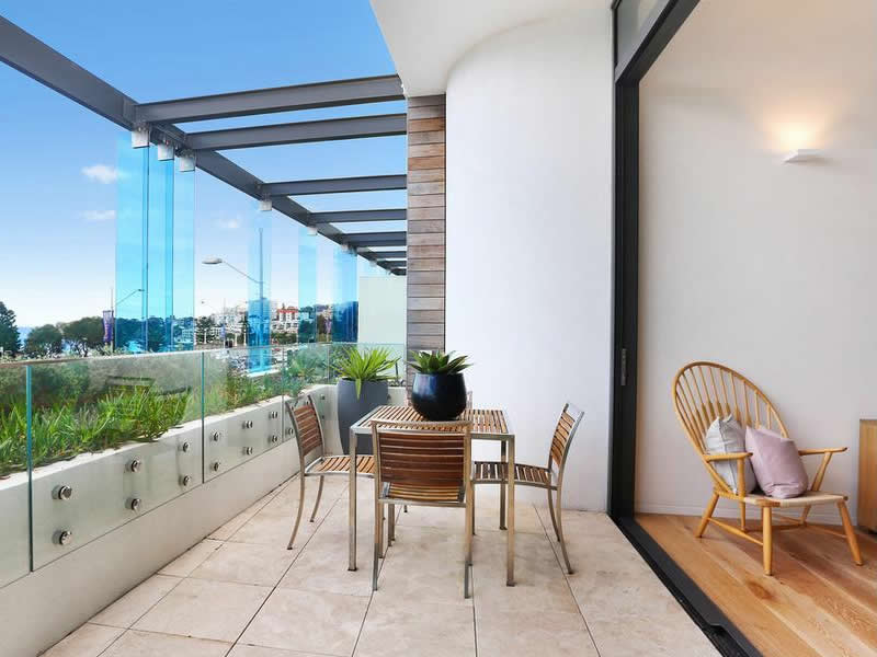 Home Buyer in Bondi Beach, Sydney - Terrace