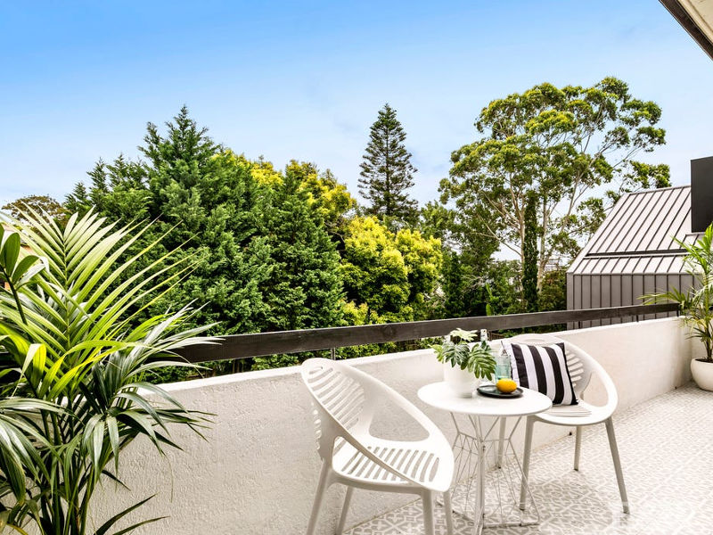 Investment Property in Bondi, Sydney - Balcony