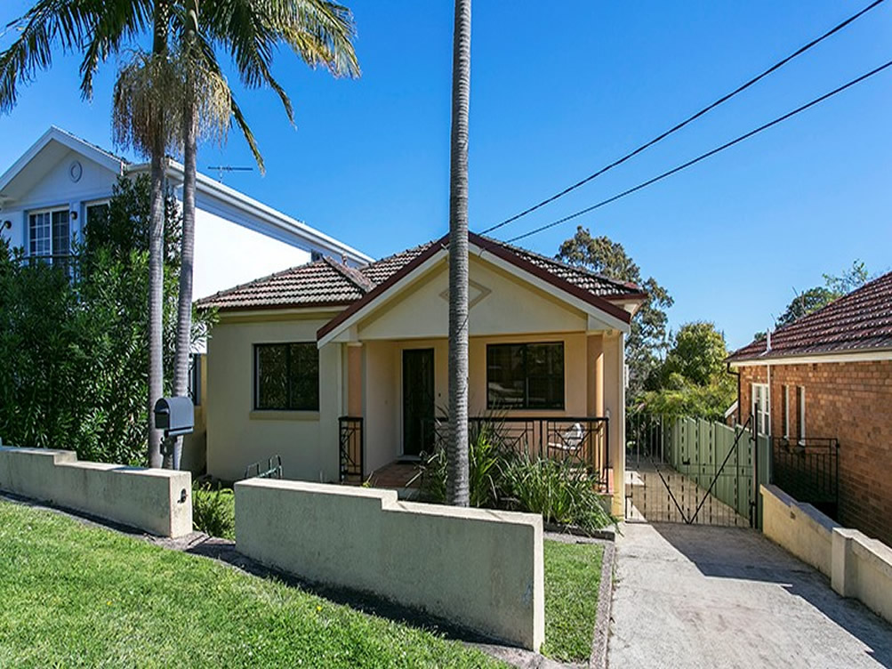 Home Buyer in Earlwood, Sydney - Front