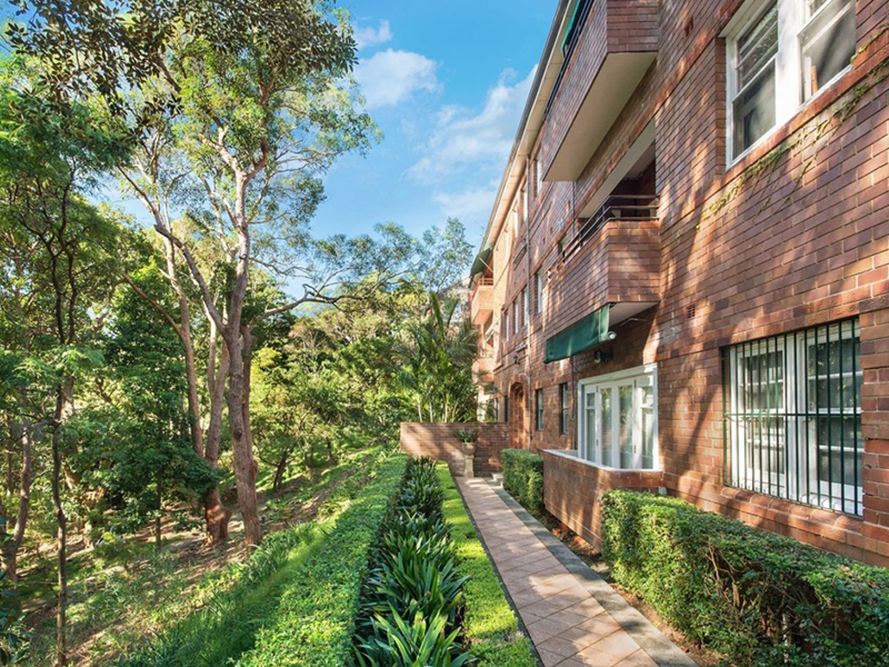 Home Buyer in Woollahra, Sydney - Building
