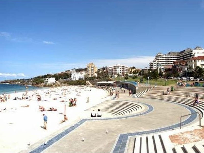 Home Buyer in Coogee, Sydney - Beach