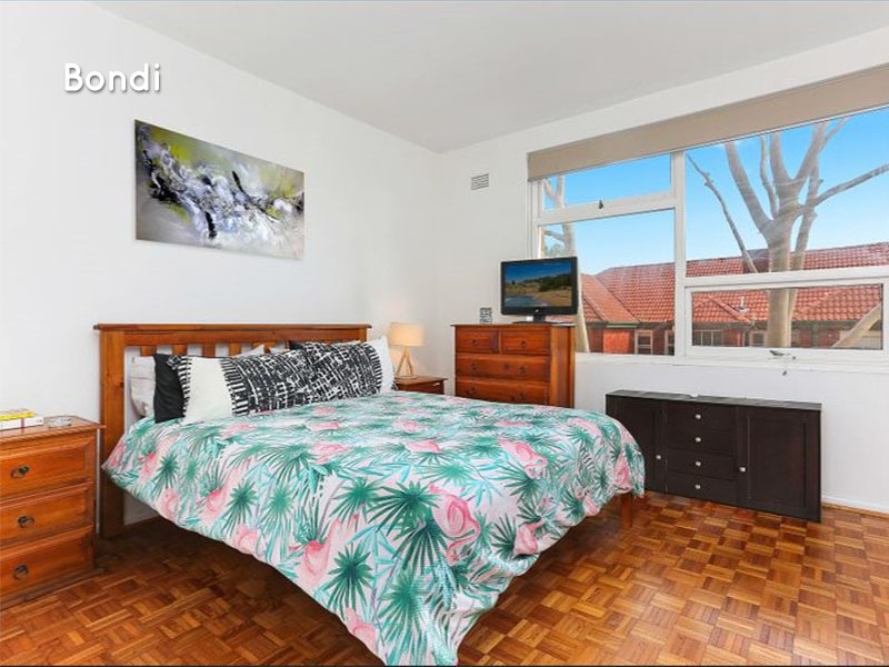 Home Buyer in Bondi, Sydney - Bedroom