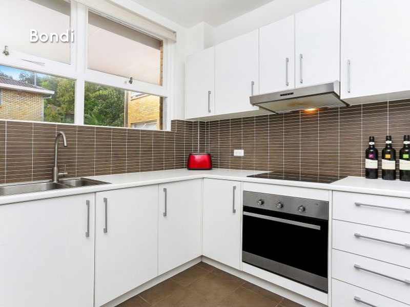 Home Buyer in Bondi, Sydney - Kitchen