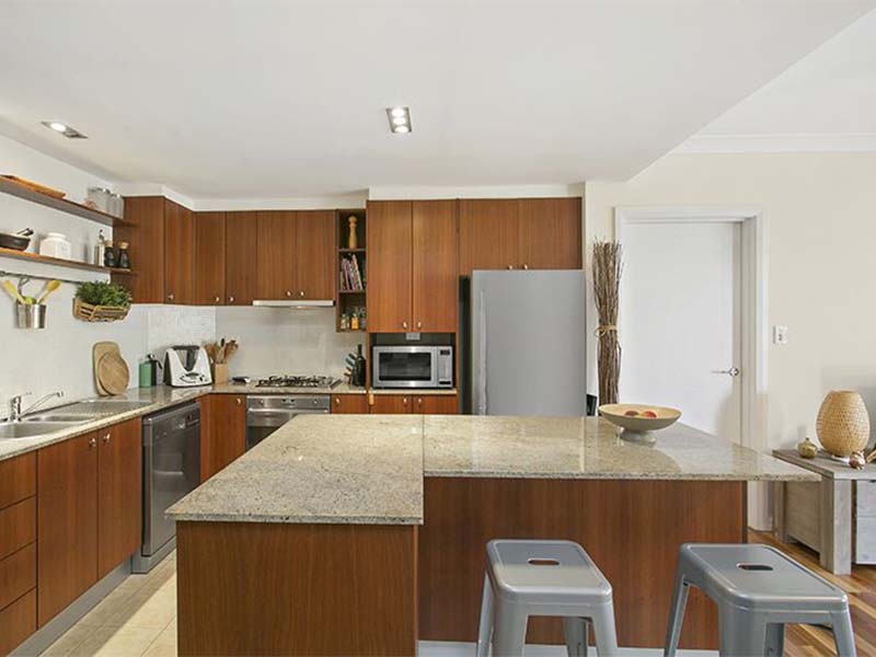 Home Buyer in Coogee Beach, Sydney - Kitchen