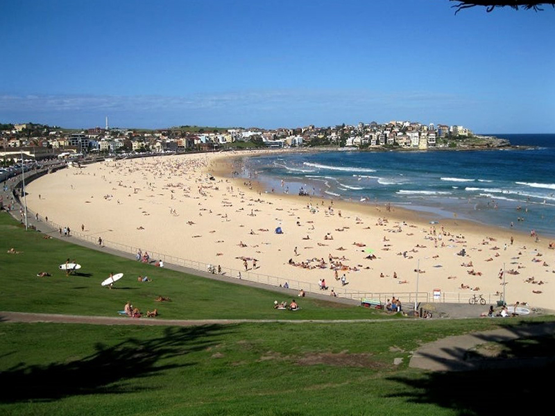 Home Buyer in Bondi, Sydney - Beach