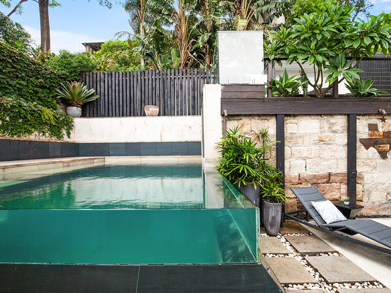 Home Buyer in Bronte Beach, Sydney - Pool