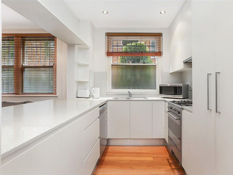 Home Buyer in Bondi Beach, Sydney - Kitchen