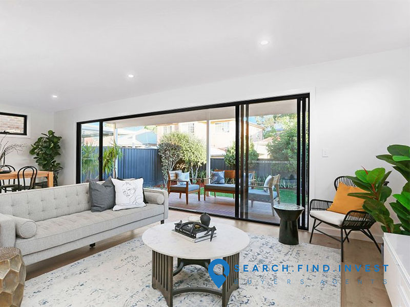 Home Buyer in Harry St, Eastlakes, Sydney - Main