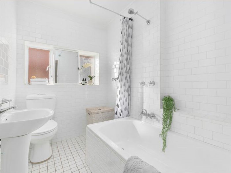 Home Buyer in Woollahra, Sydney - Bathroom