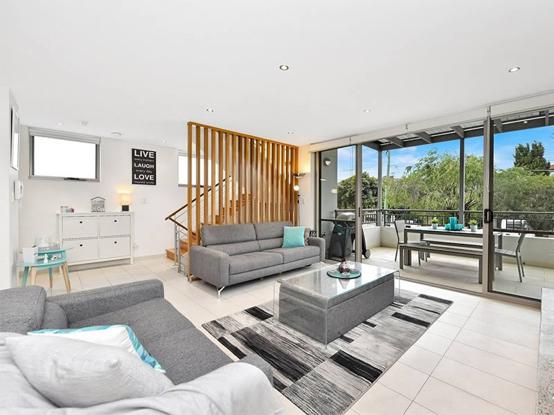 Home Buyer in Kingsford, Sydney - Balcony